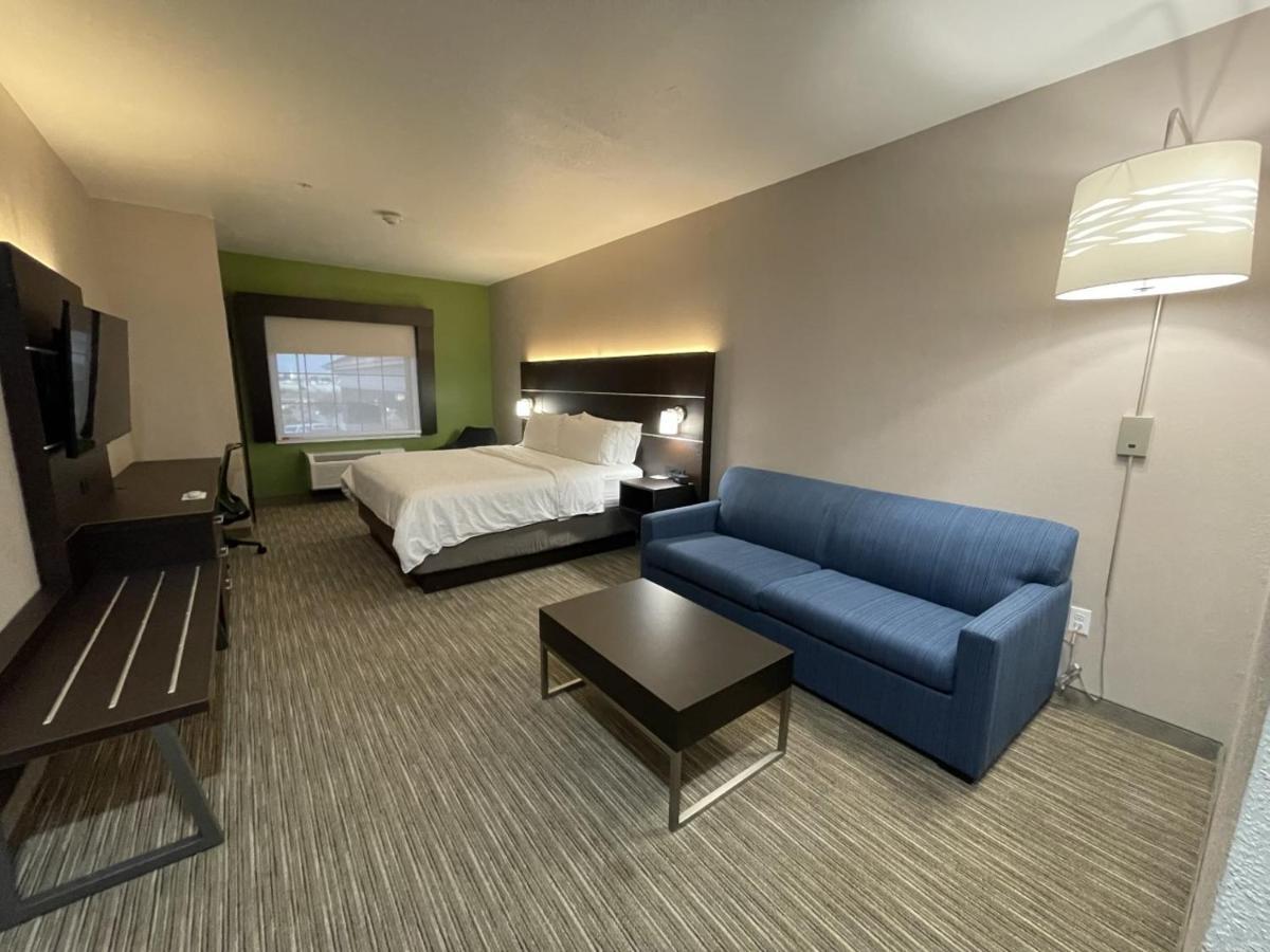 Holiday Inn Express Hotel And Suites Ada By Ihg Экстерьер фото